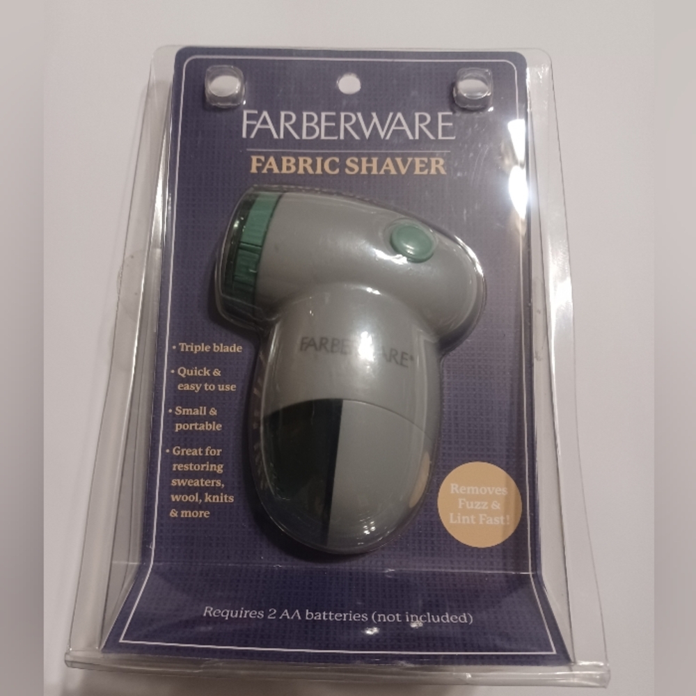 Farberware Gray and Green Fabric Shaver